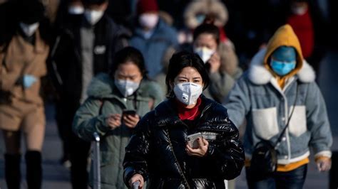 are people still wearing masks in china